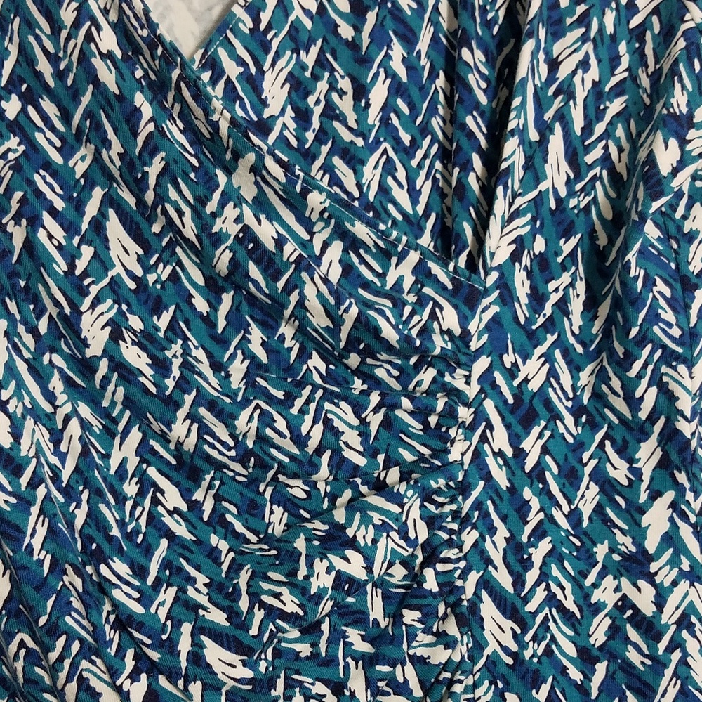 Flattering Talbots Blue Pattern Crossover Top, Xl - image 3